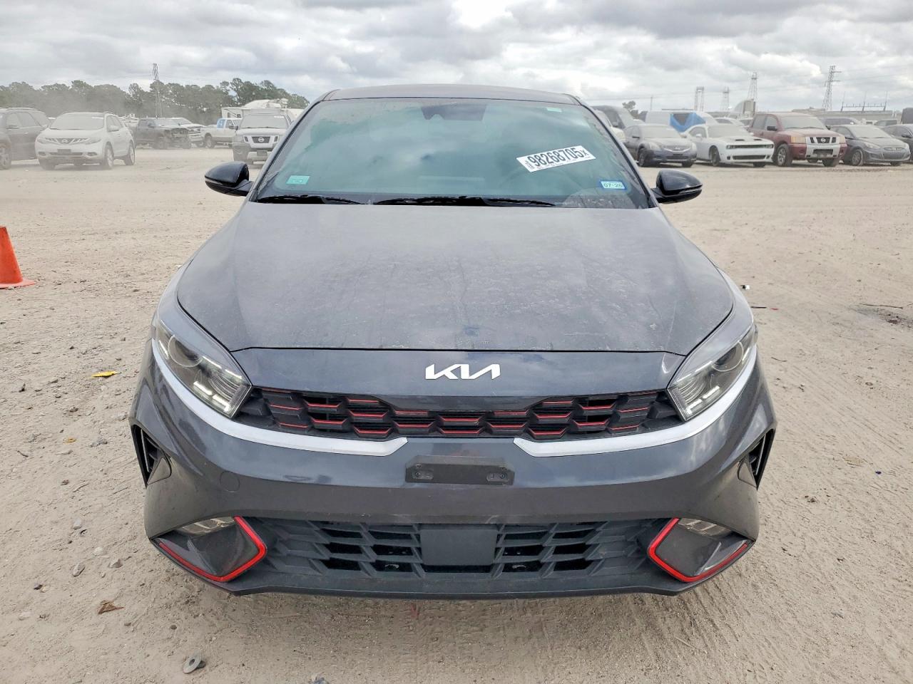 2024 KIA FORTE GT LINE photo 5