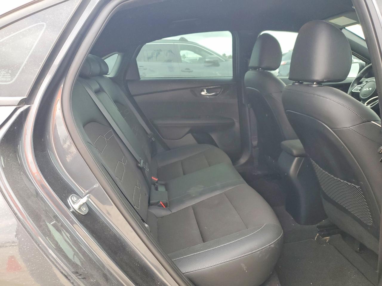 2024 KIA FORTE GT LINE photo 10