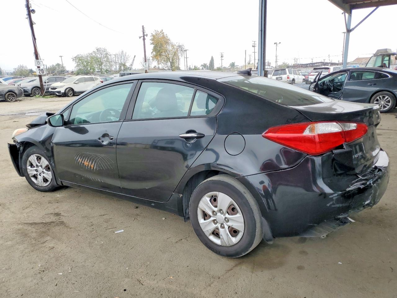 2015 KIA FORTE LX photo 2