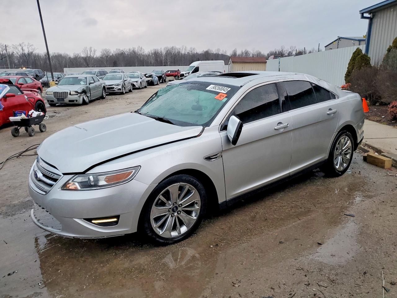 2011 FORD TAURUS