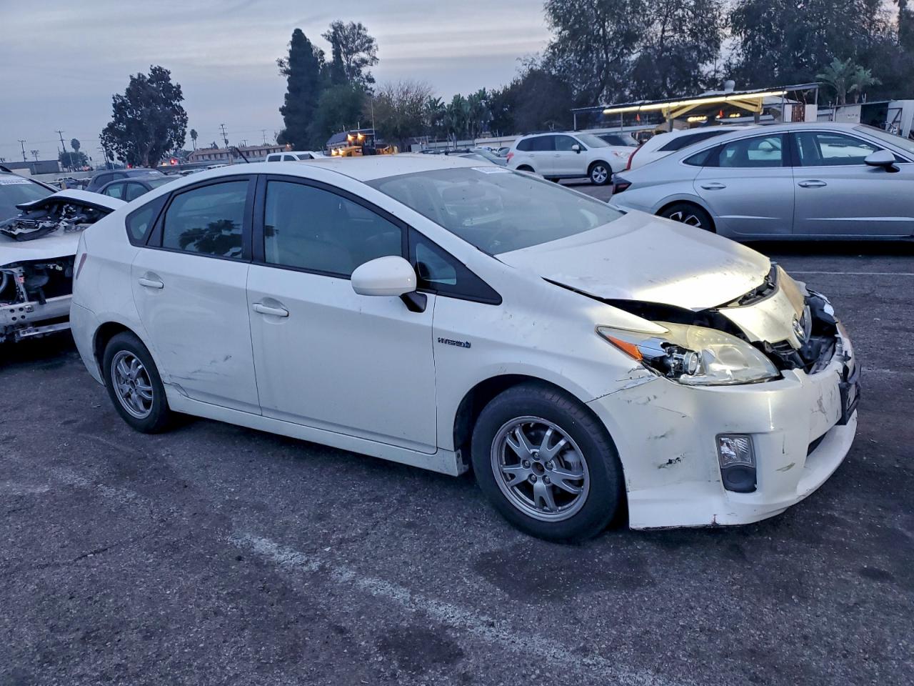 2010 TOYOTA PRIUS II photo 4