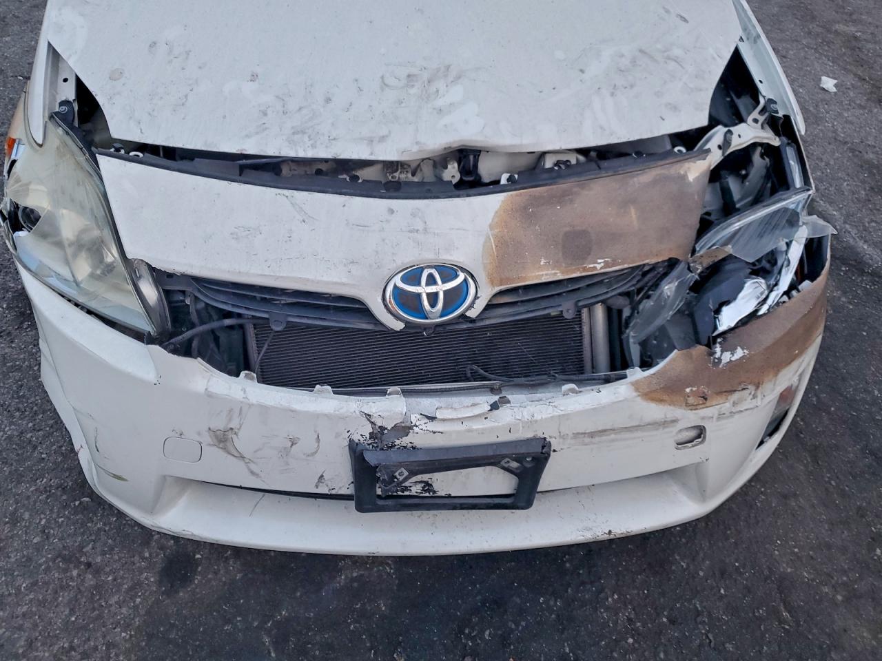 2010 TOYOTA PRIUS II photo 11