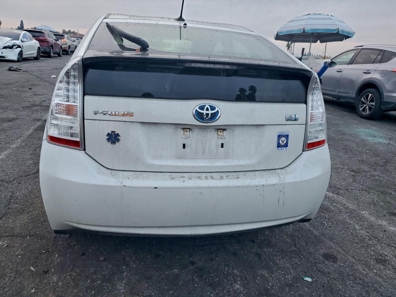 2010 TOYOTA PRIUS II photo 6