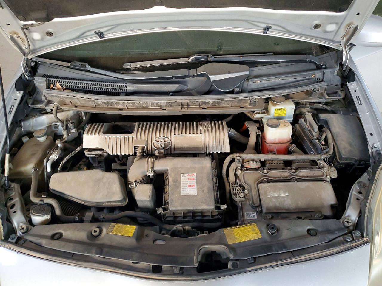 2011 TOYOTA PRIUS photo 11