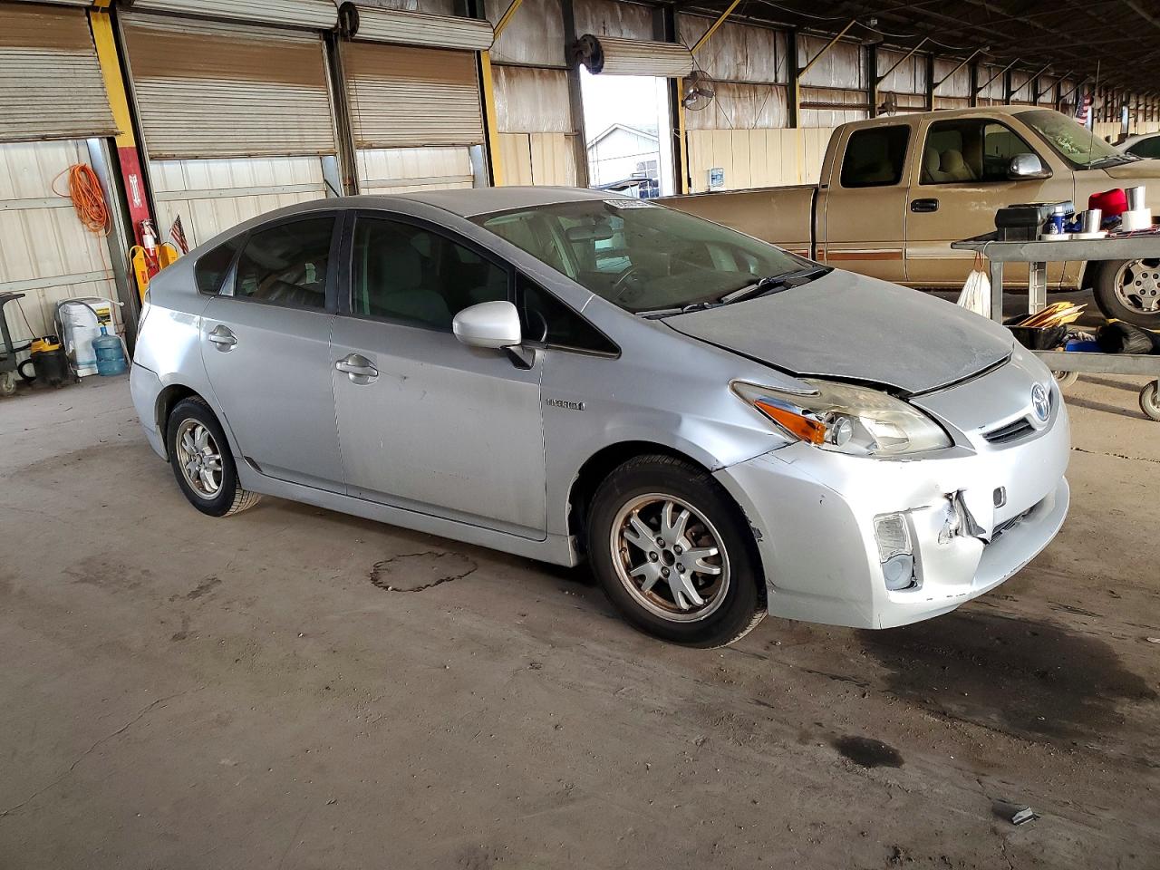 2011 TOYOTA PRIUS photo 4