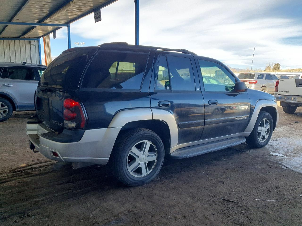 2004 CHEVROLET TRAILBLAZER LS photo 3