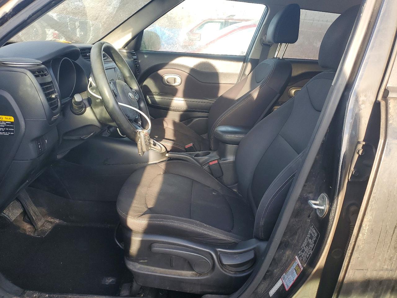 2017 KIA SOUL BASE photo 13