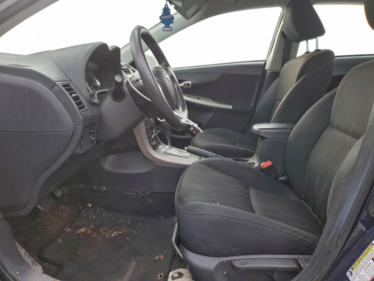 2013 TOYOTA COROLLA BASE photo 7