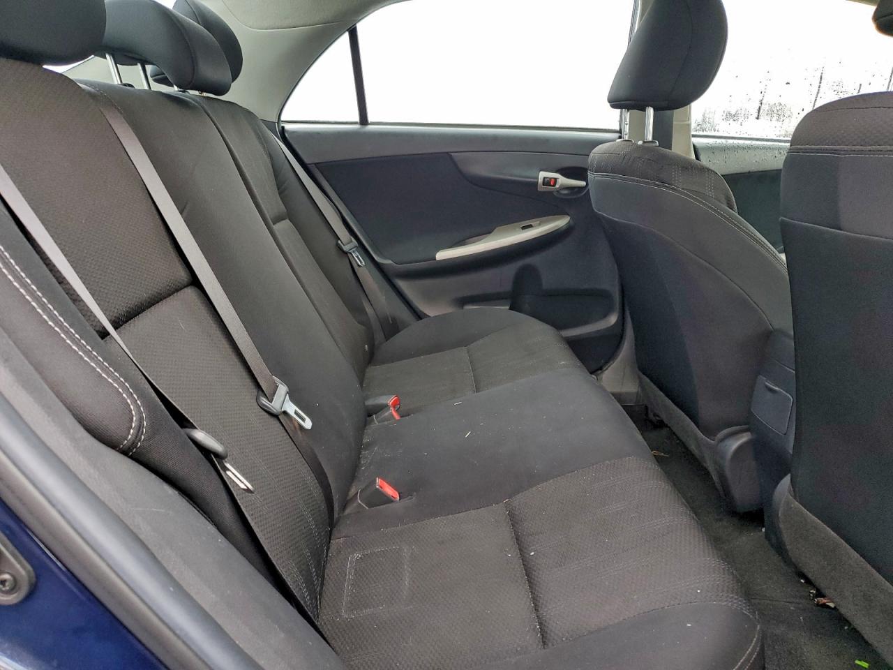 2013 TOYOTA COROLLA BASE photo 10