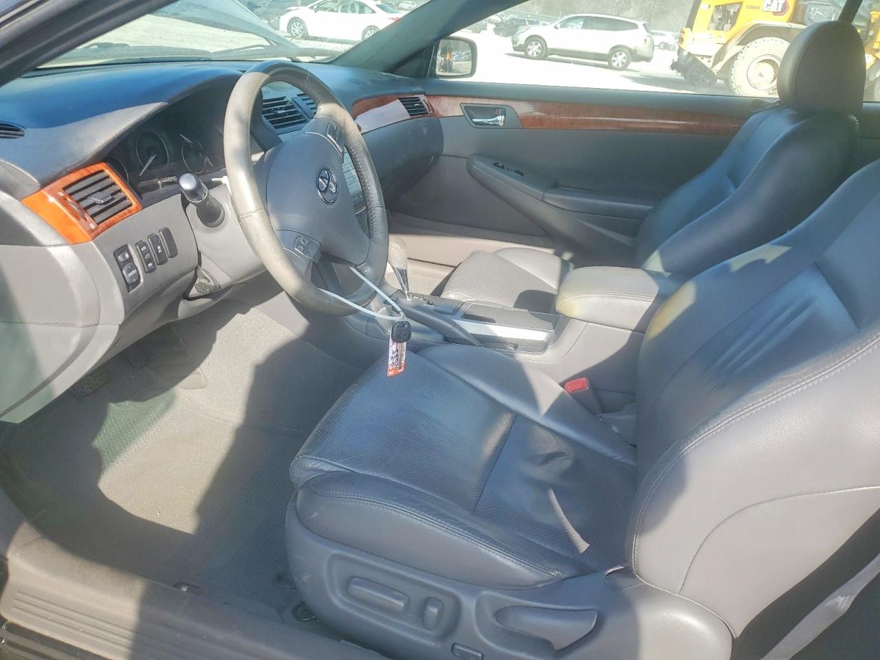 2007 TOYOTA CAMRY SOLARA SE photo 7