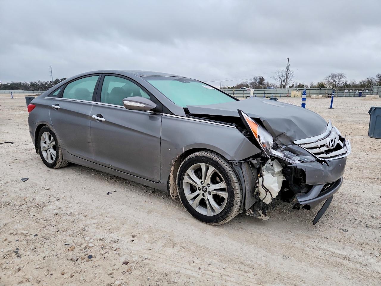 2012 HYUNDAI SONATA SE photo 4
