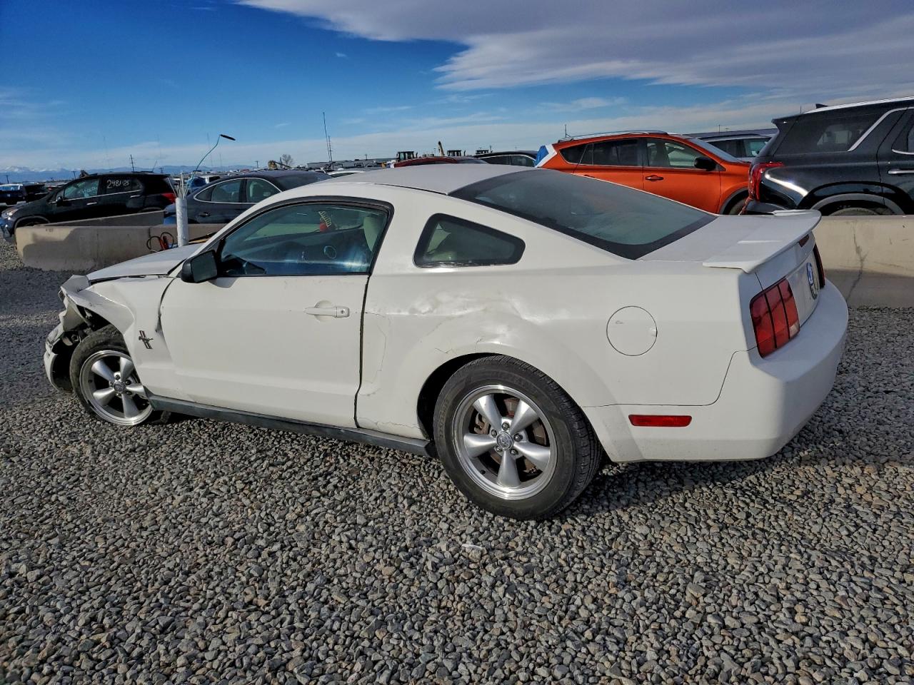 2008 FORD MUSTANG photo 2