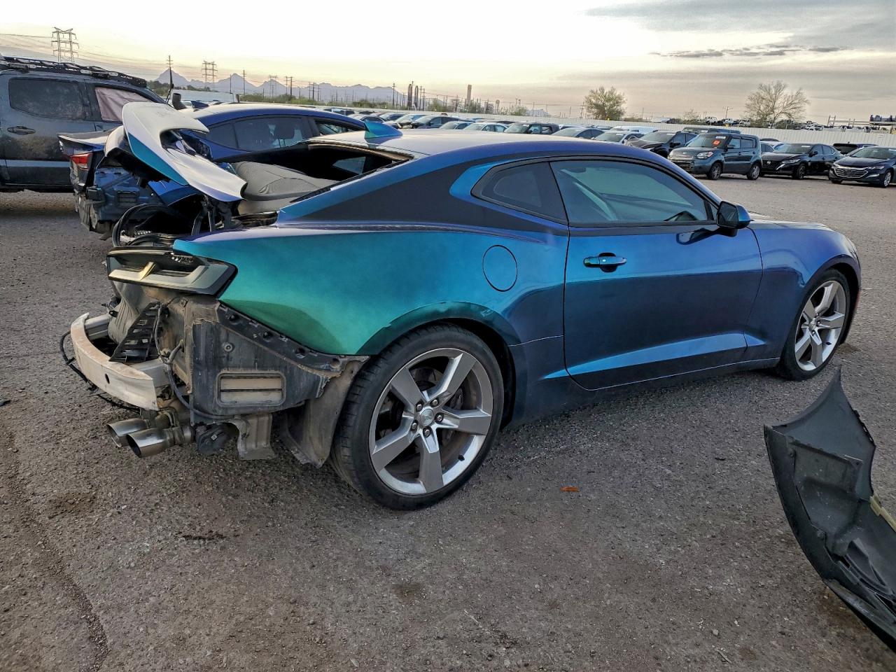 2017 CHEVROLET CAMARO SS photo 5
