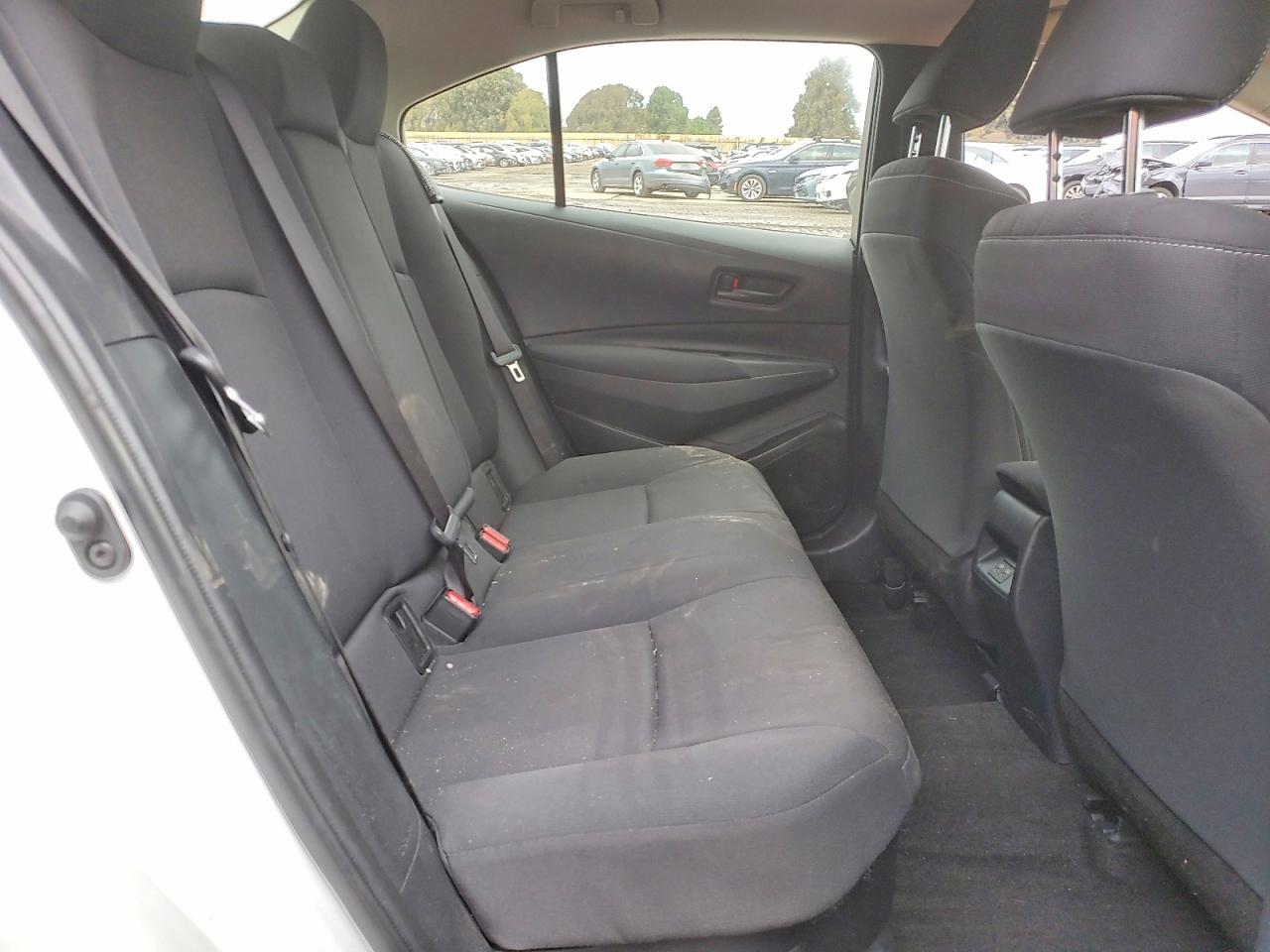 2024 TOYOTA COROLLA LE photo 10