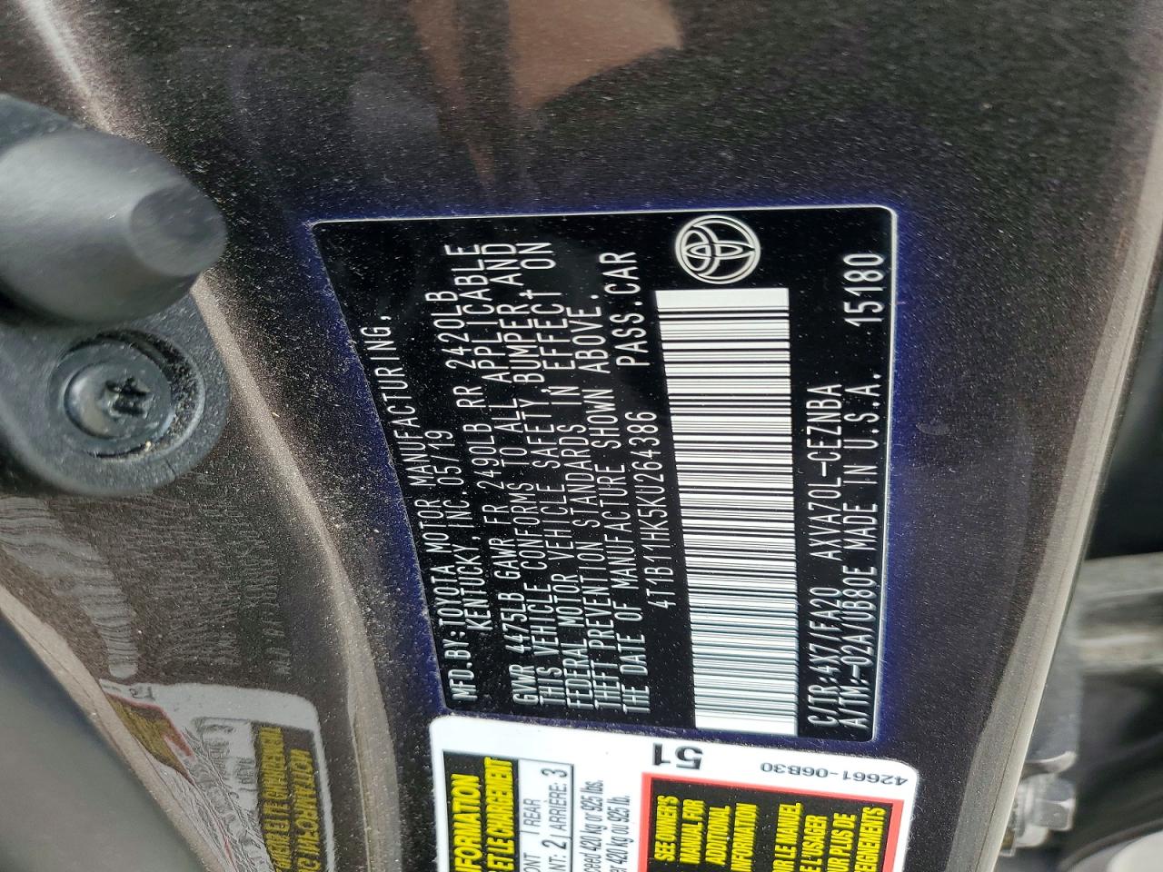 2019 TOYOTA CAMRY L photo 12