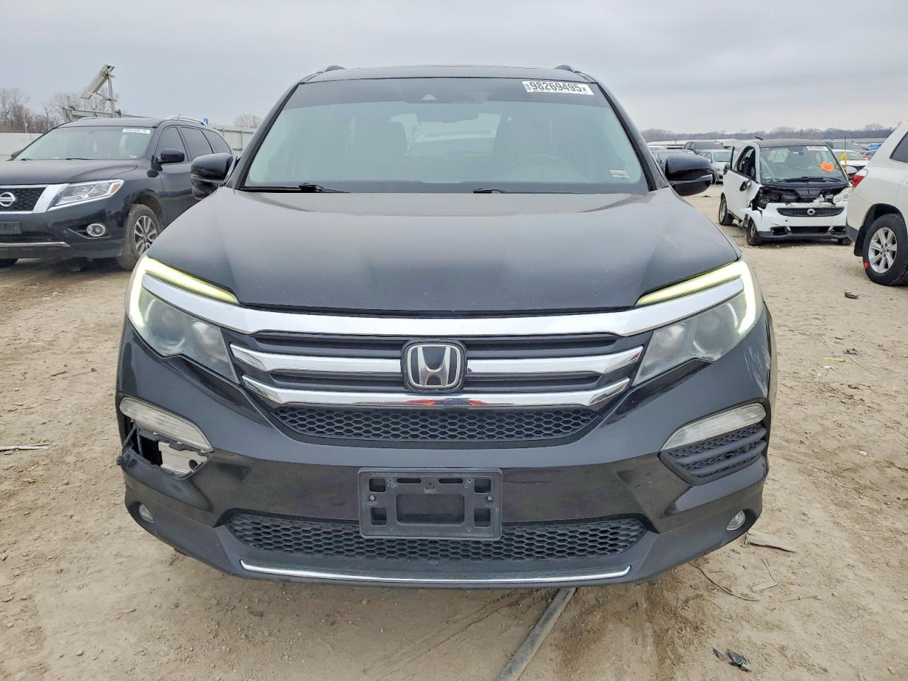 2016 HONDA PILOT TOURING photo 5