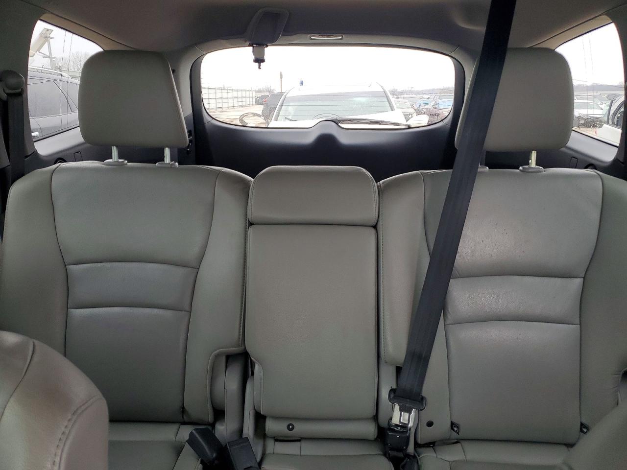 2016 HONDA PILOT TOURING photo 10