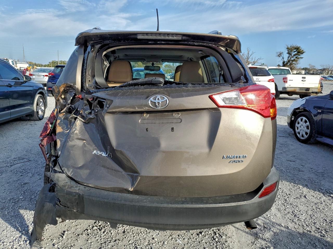 2015 TOYOTA RAV4 LIMITED photo 6