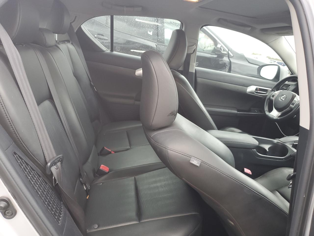 2012 LEXUS CT 200 photo 10