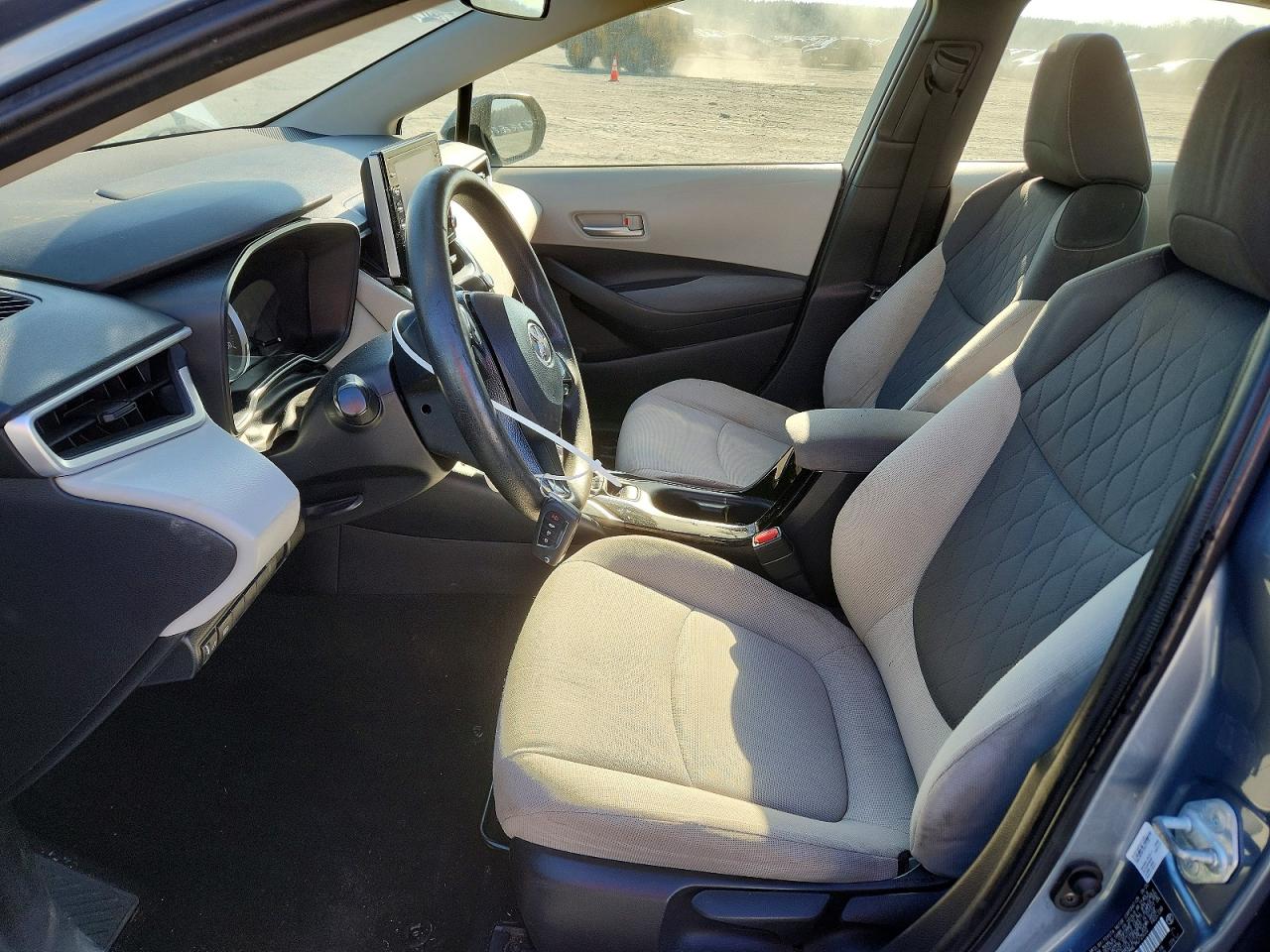 2021 TOYOTA COROLLA LE photo 7