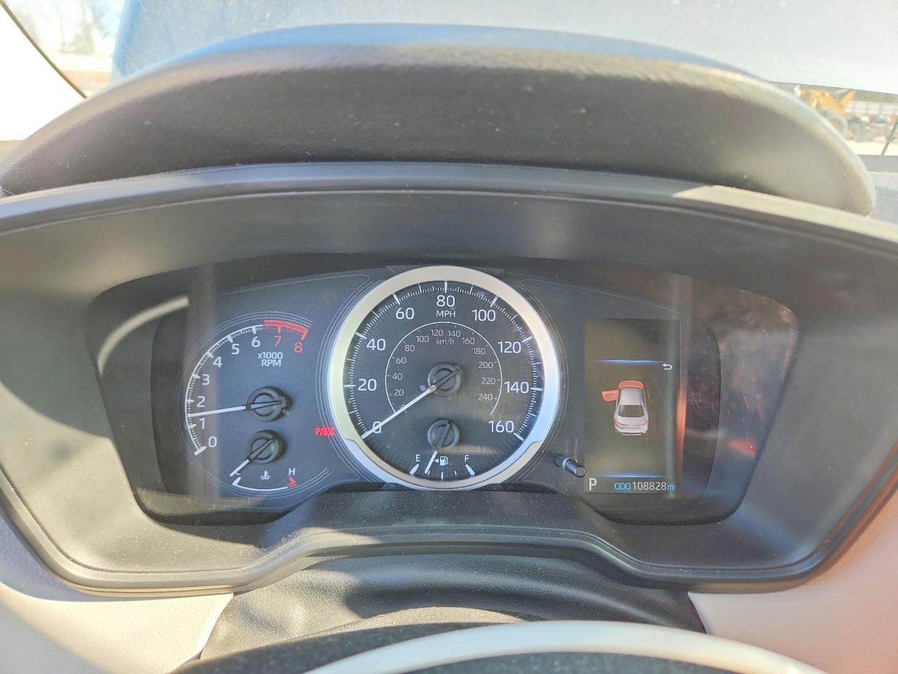 2021 TOYOTA COROLLA LE photo 9