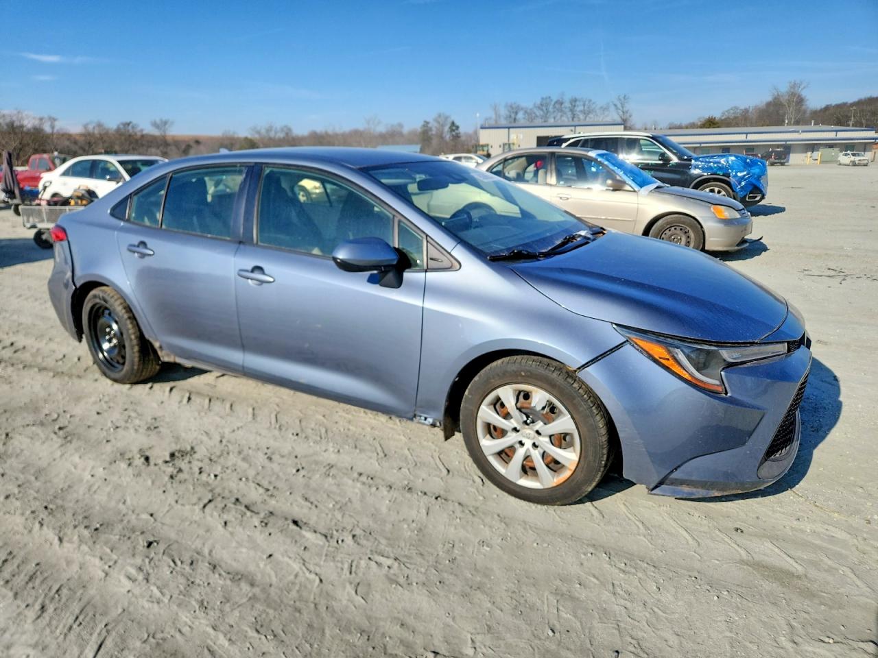 2021 TOYOTA COROLLA LE photo 4