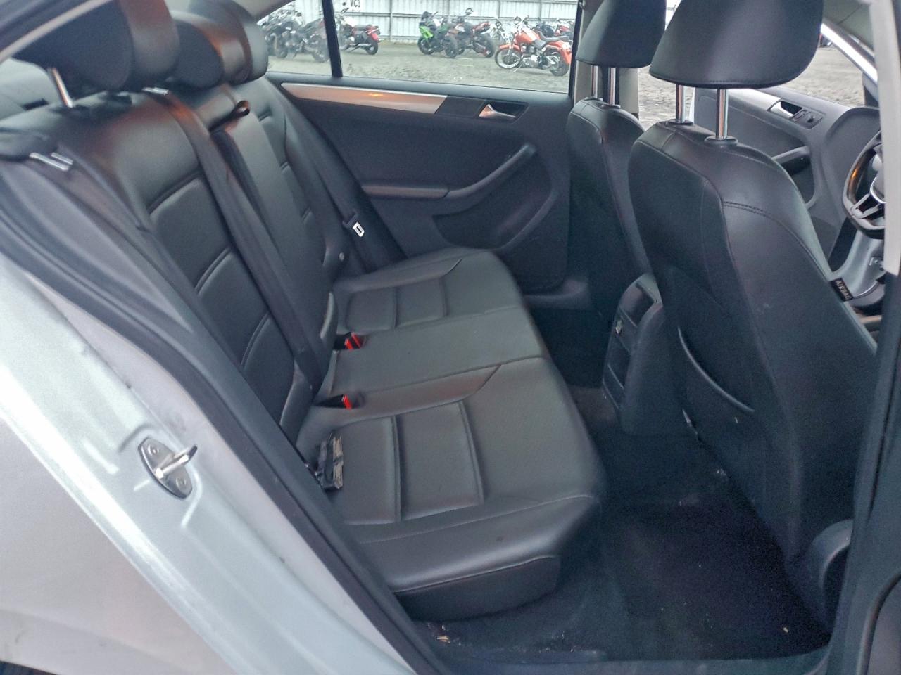 2017 VOLKSWAGEN JETTA SE photo 10