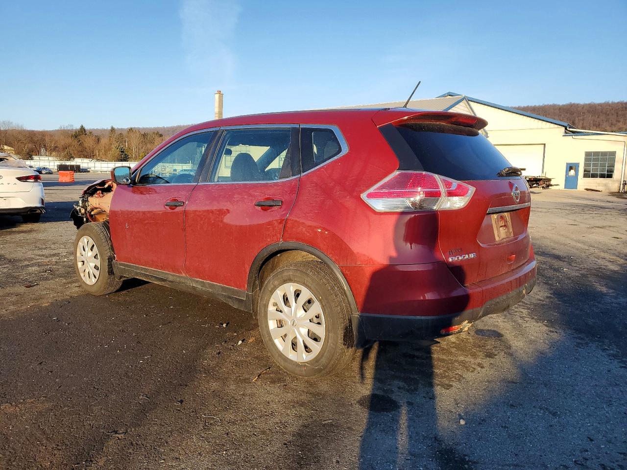 2016 NISSAN ROGUE S photo 2