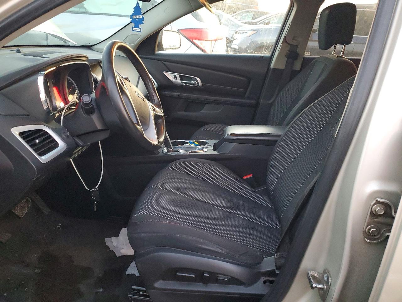 2015 GMC TERRAIN SLE photo 7