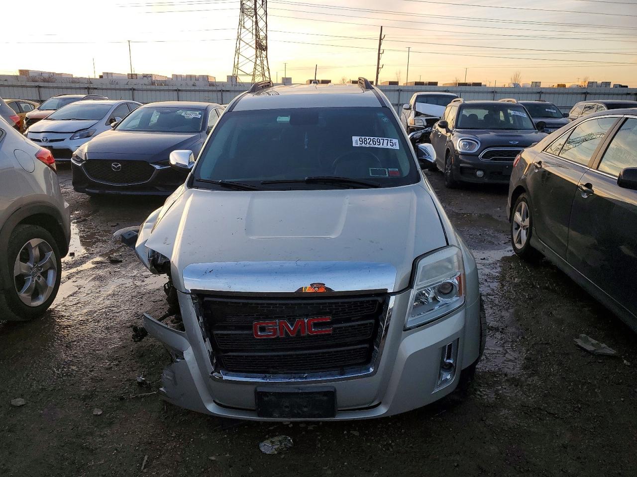 2015 GMC TERRAIN SLE photo 5