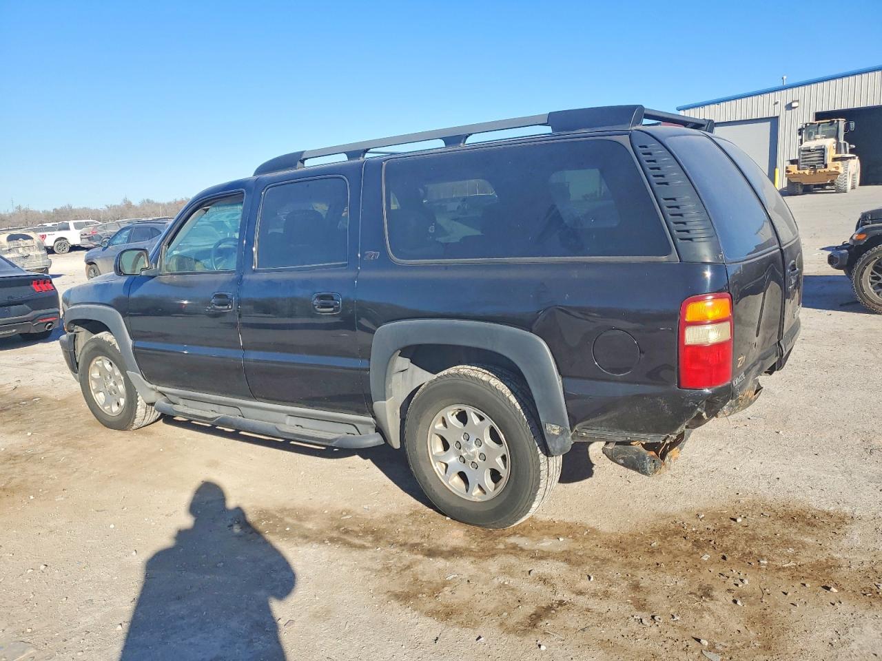 2003 CHEVROLET SUBURBAN K1500 photo 2