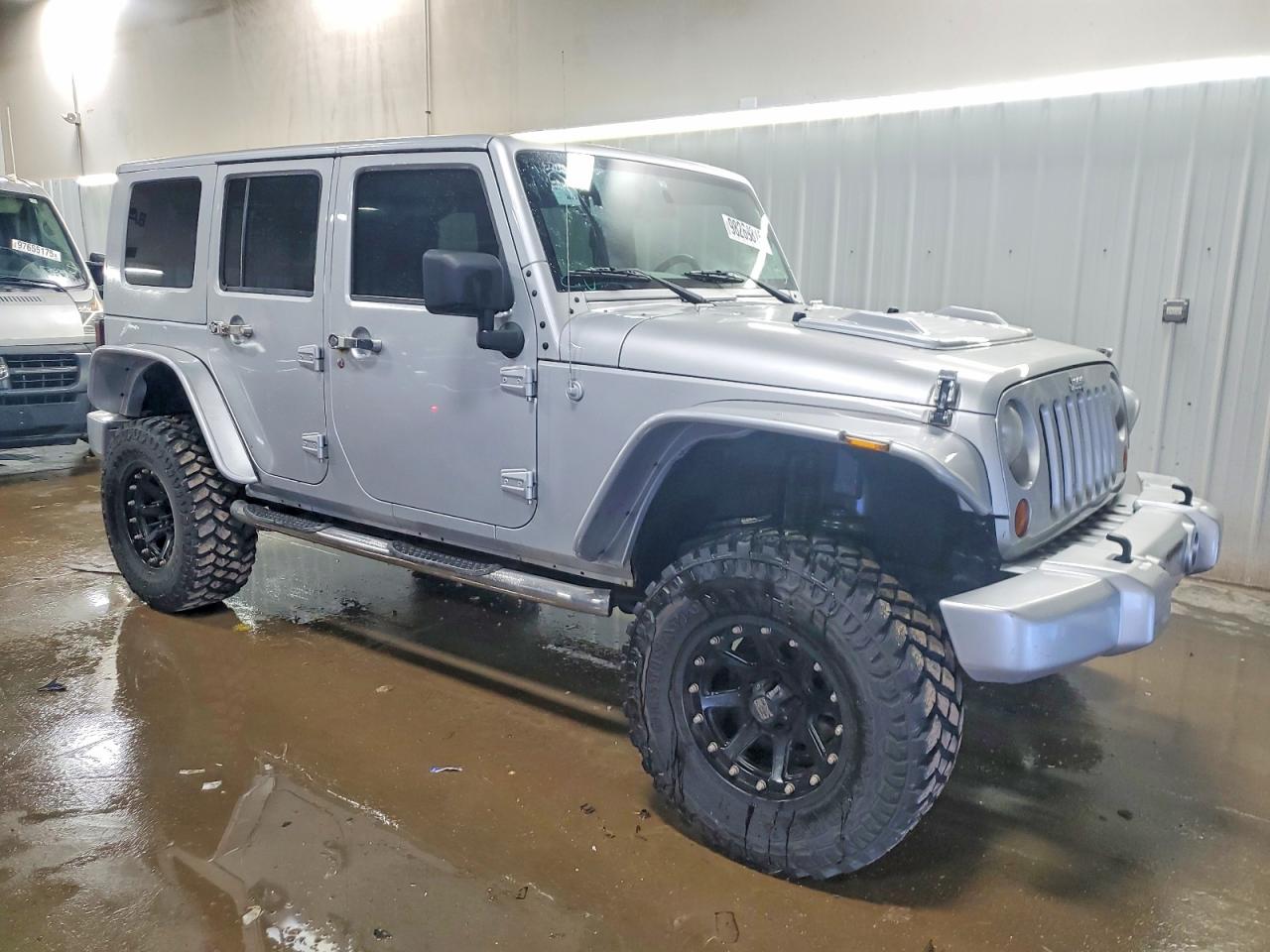 2009 JEEP WRANGLER UNLIMITED X photo 4