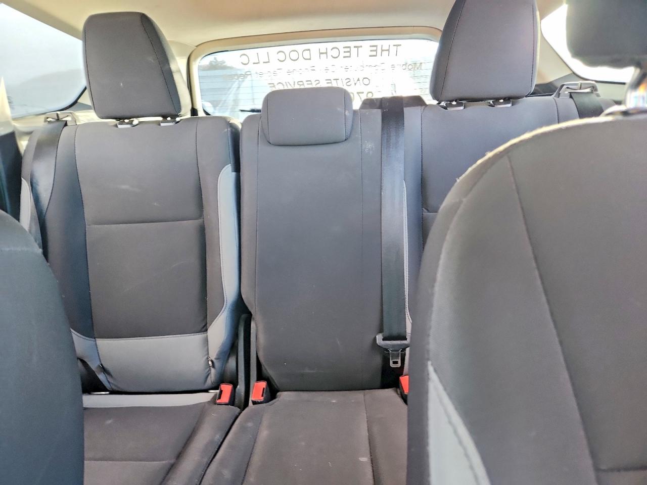 2015 FORD ESCAPE S photo 10