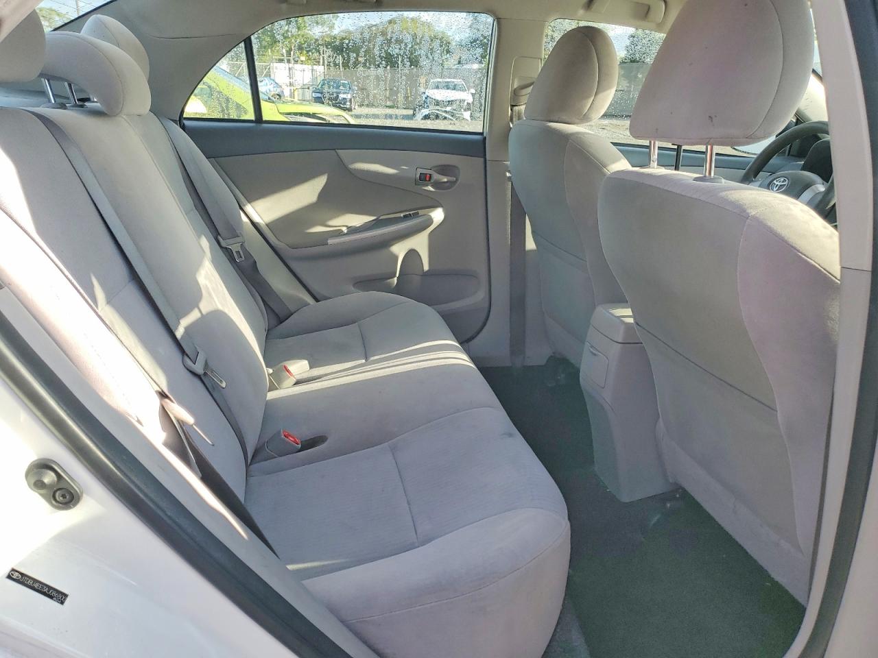 2010 TOYOTA COROLLA BASE photo 10