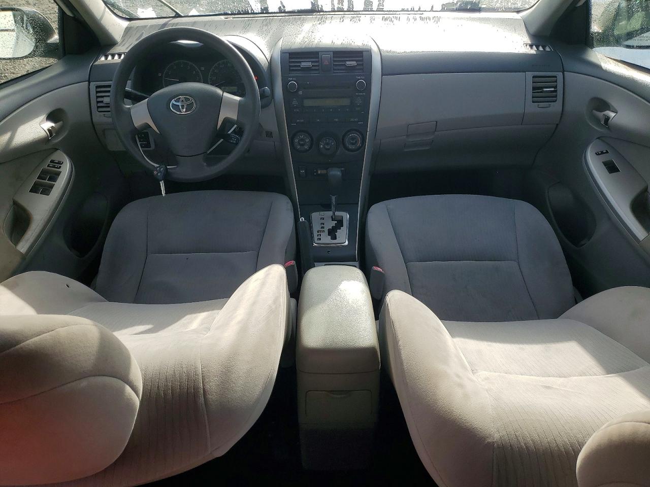 2010 TOYOTA COROLLA BASE photo 8
