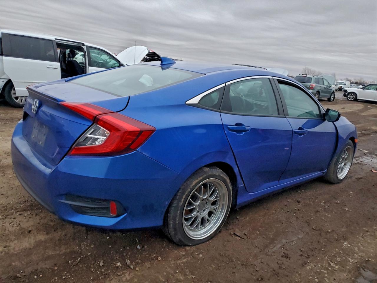 2016 HONDA CIVIC EX photo 3
