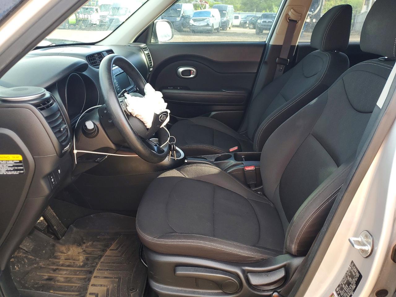 2018 KIA SOUL photo 7
