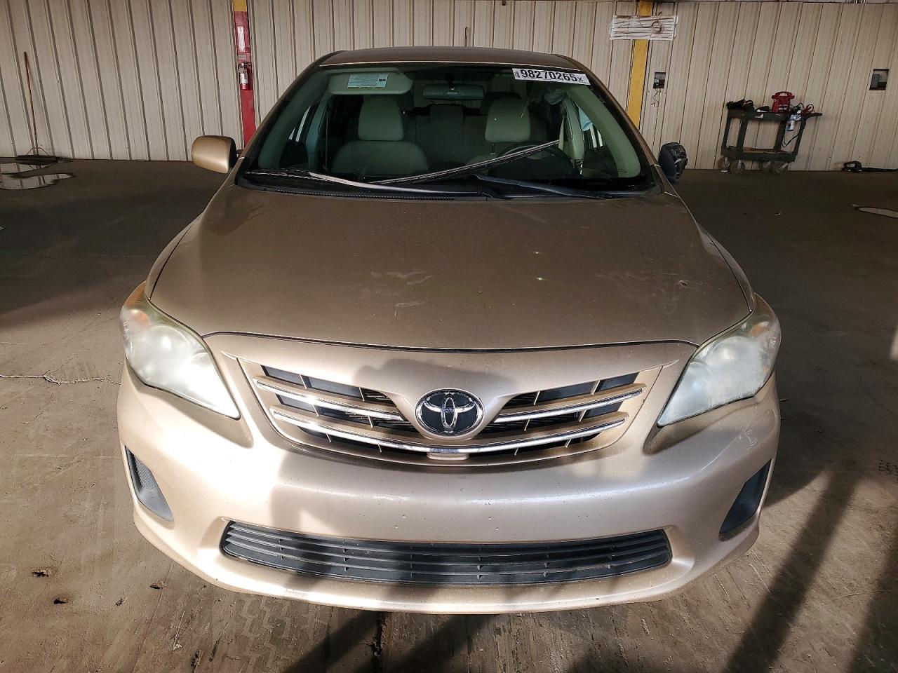 2013 TOYOTA COROLLA BASE photo 5
