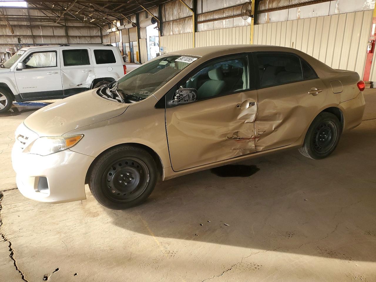 2013 TOYOTA COROLLA