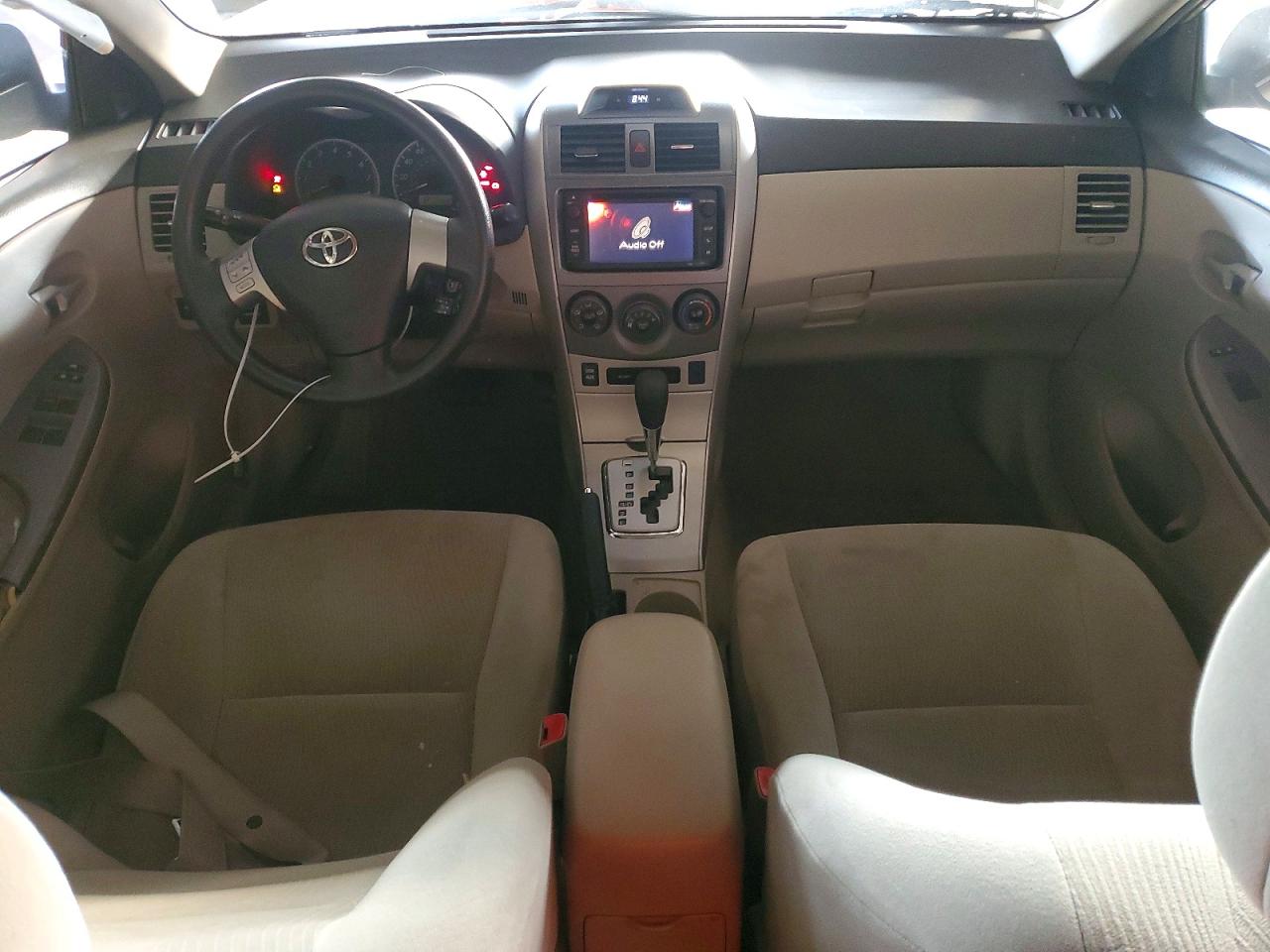 2013 TOYOTA COROLLA BASE photo 8