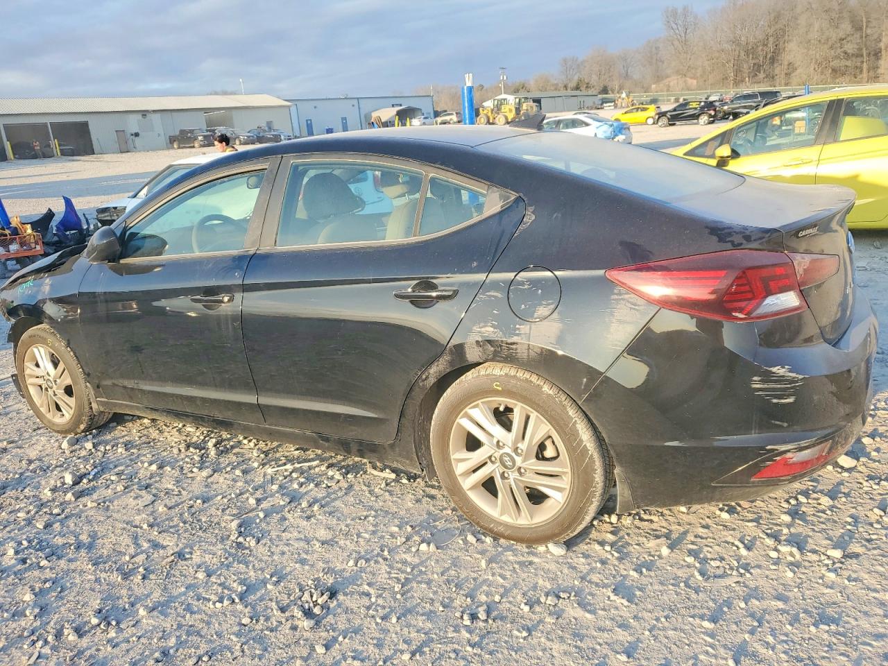 2020 HYUNDAI ELANTRA SEL photo 2