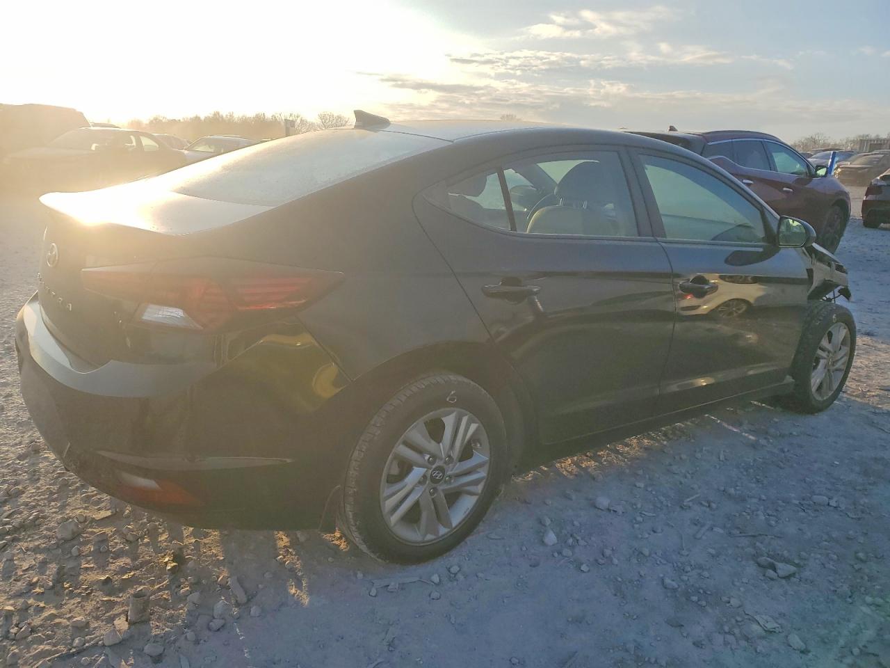 2020 HYUNDAI ELANTRA SEL photo 3