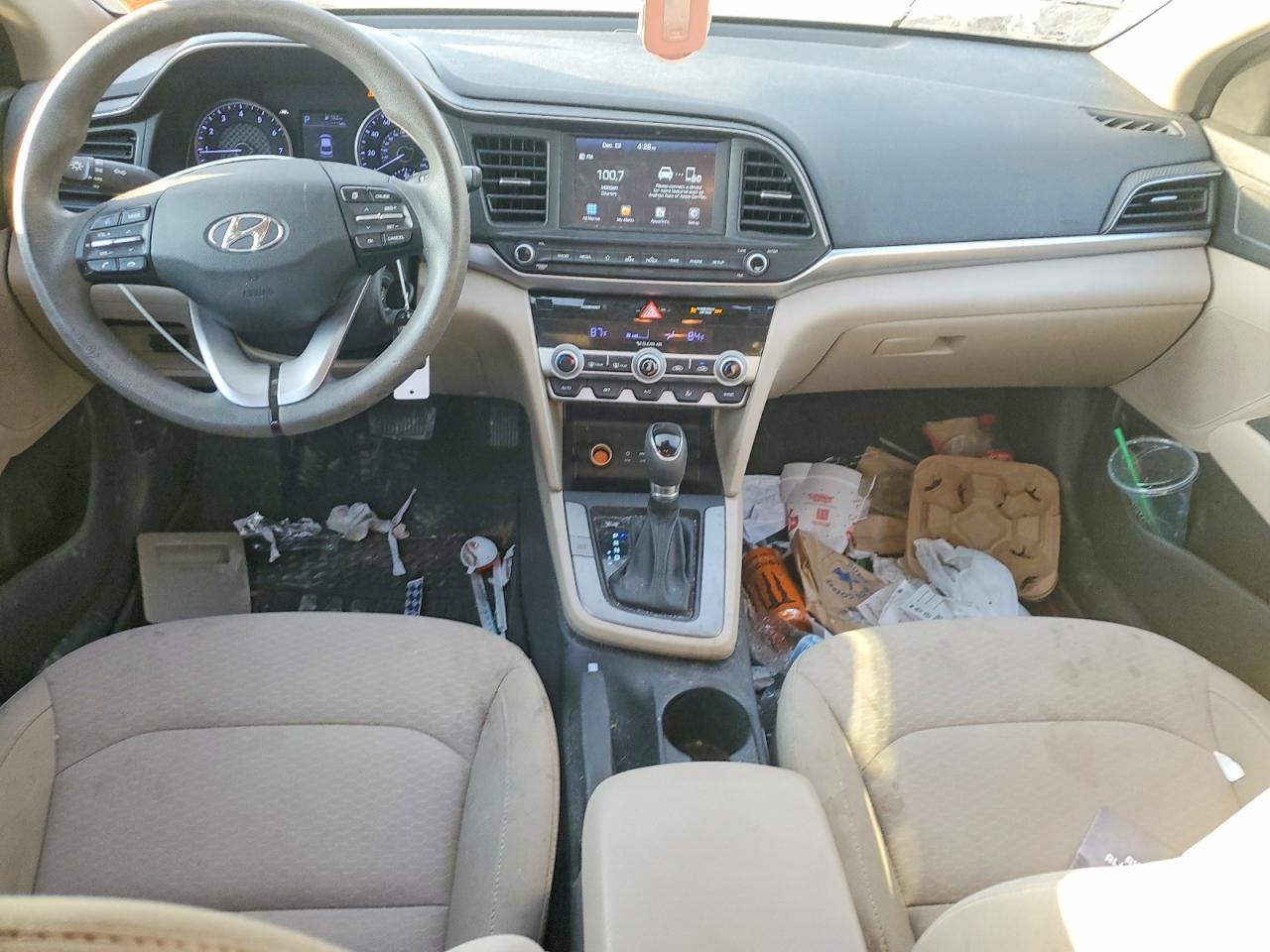 2020 HYUNDAI ELANTRA SEL photo 8