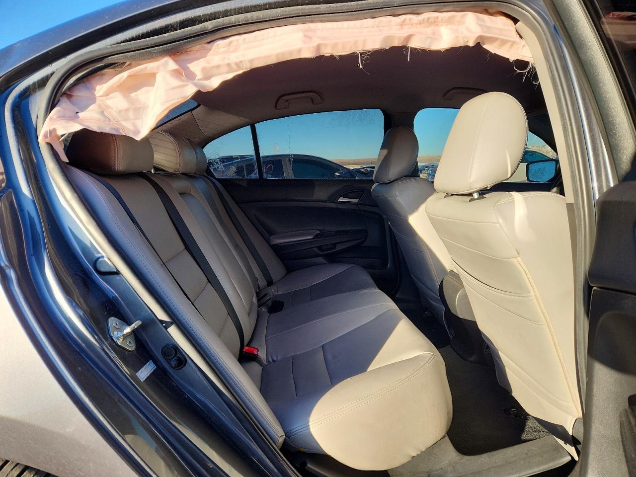 2012 HONDA ACCORD LXP photo 10