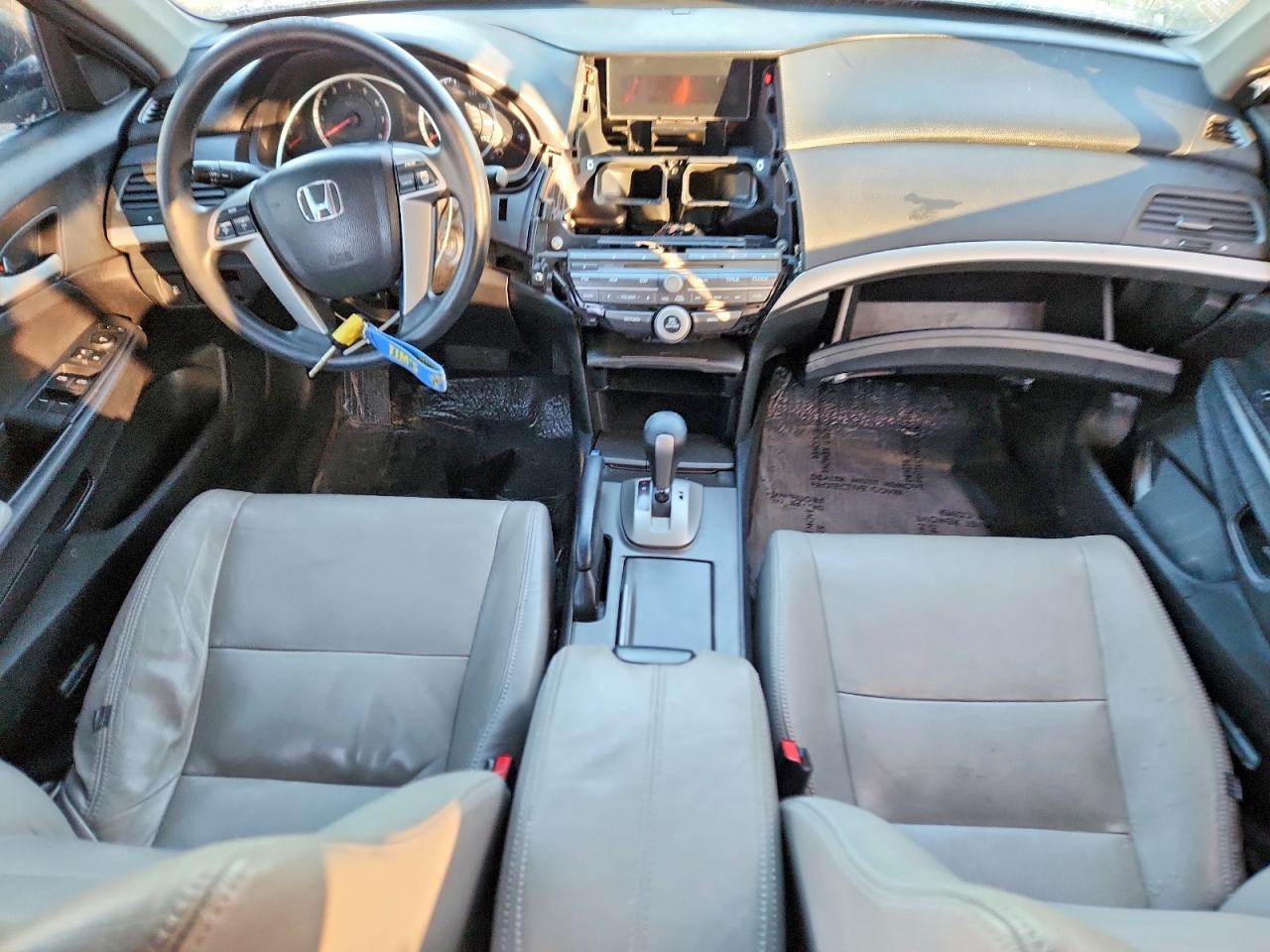 2012 HONDA ACCORD LXP photo 8