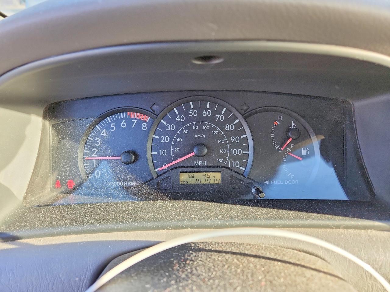 2005 TOYOTA COROLLA CE photo 9