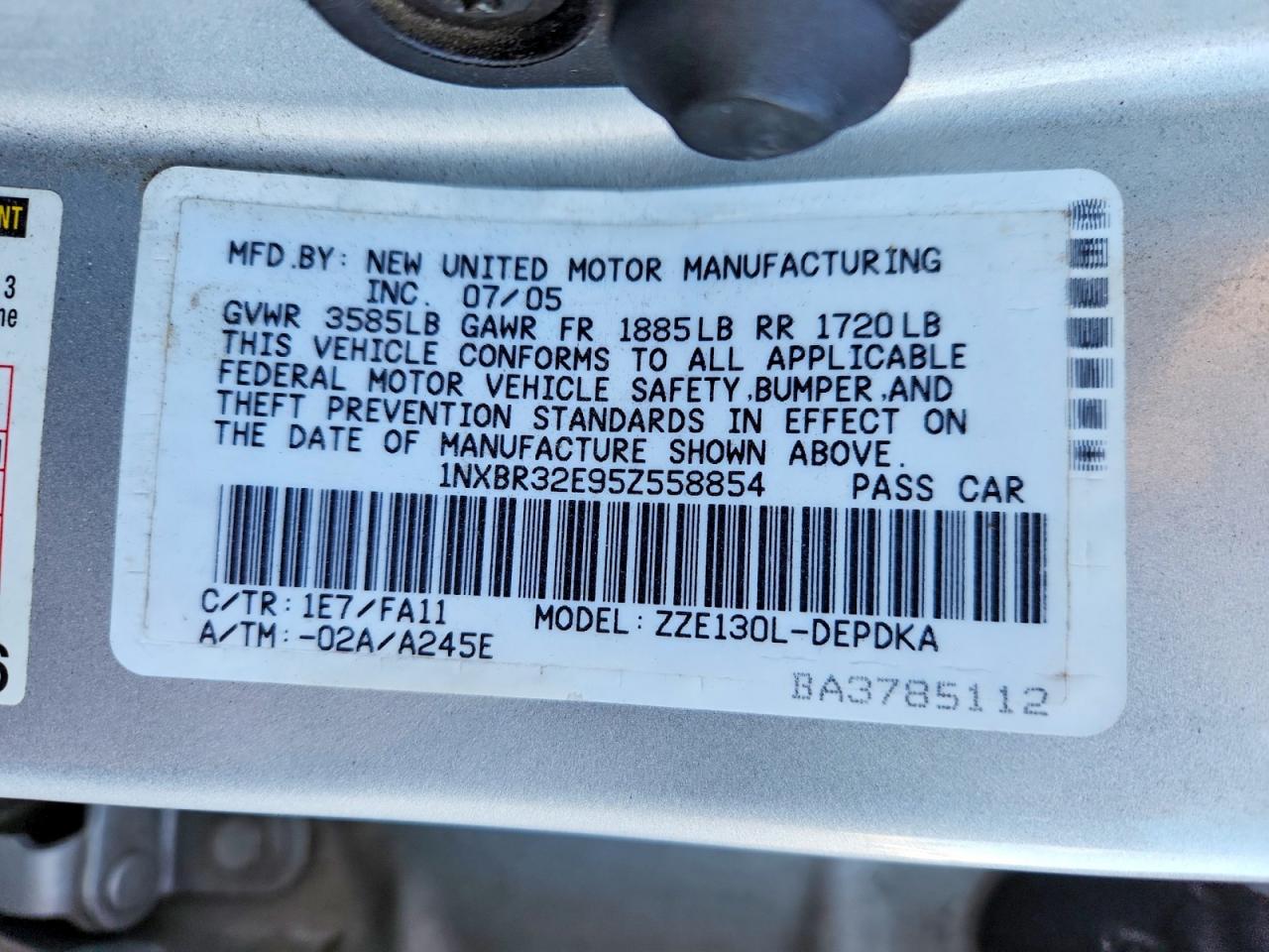 2005 TOYOTA COROLLA CE photo 12