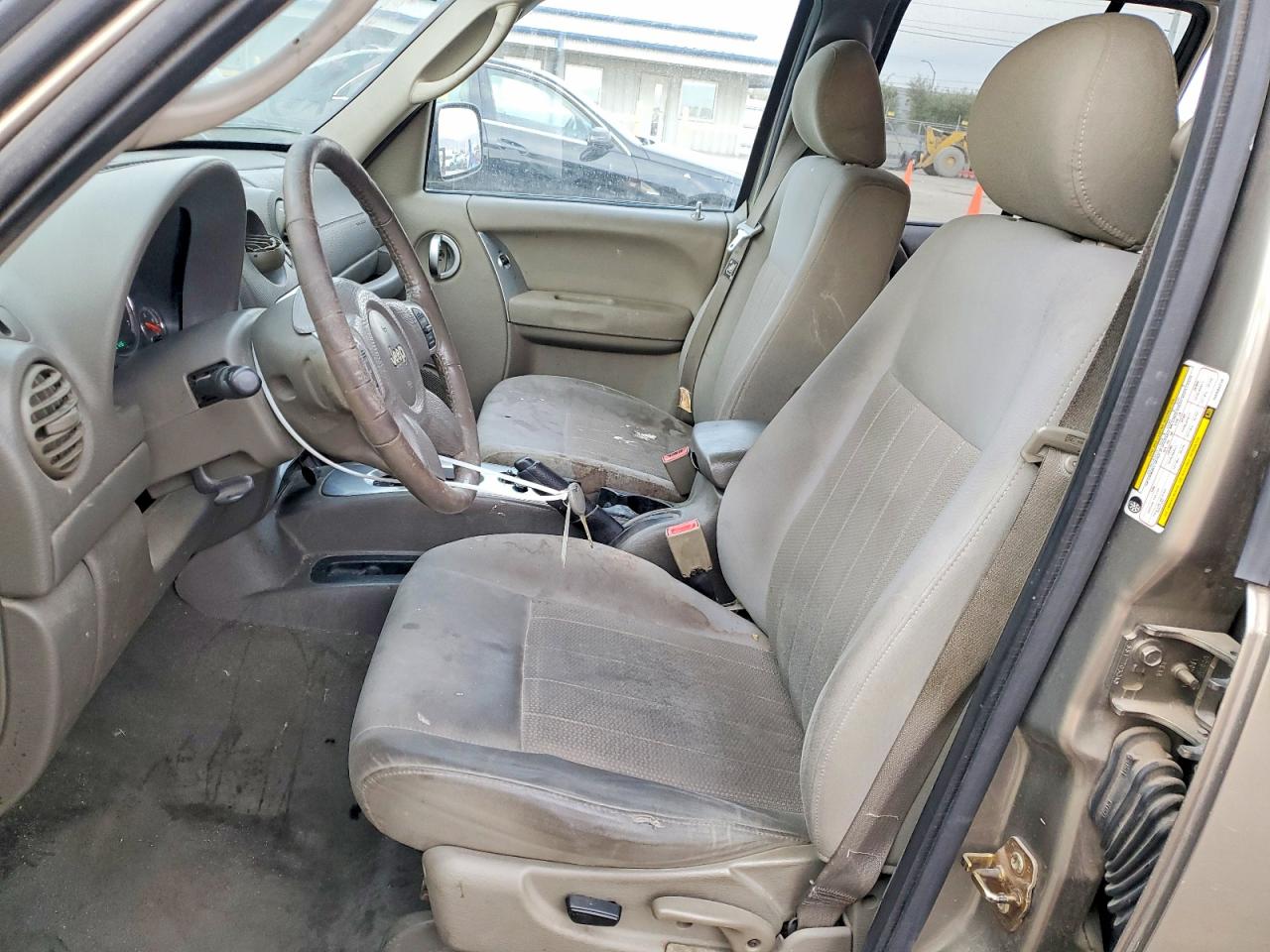 2005 JEEP LIBERTY LIMITED photo 7