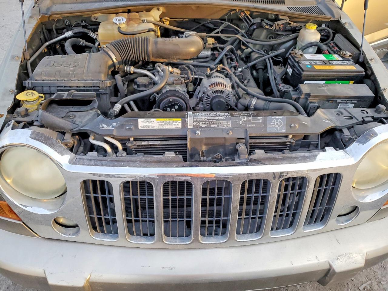 2005 JEEP LIBERTY LIMITED photo 12