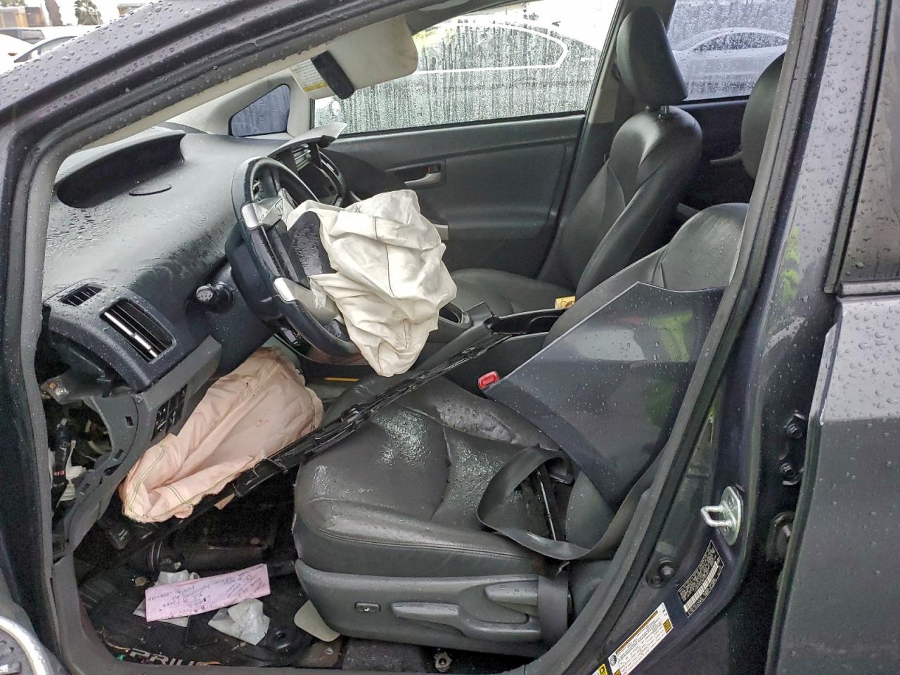 2011 TOYOTA PRIUS photo 7
